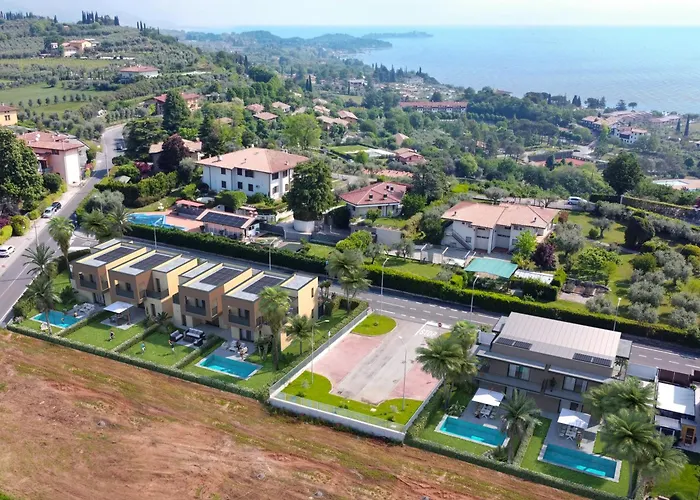 Palm Villa Manerba del Garda